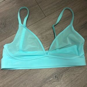 Smoothiez by aerie triangle bralette with mesh medium